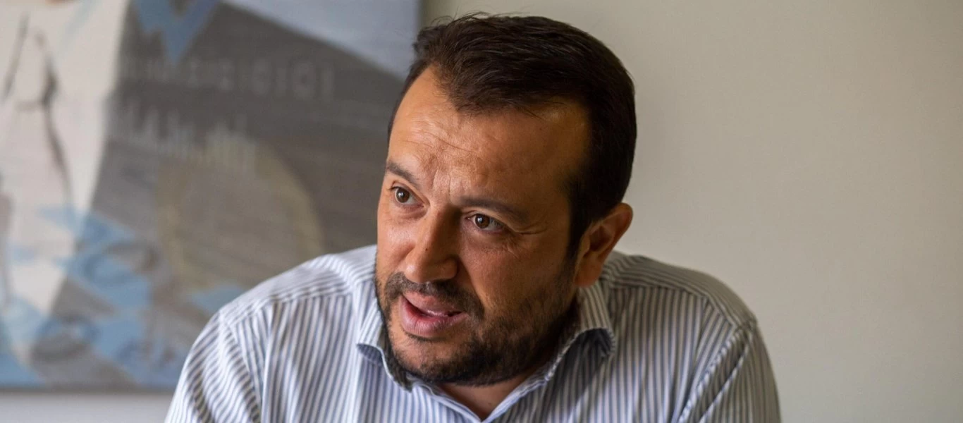 Σφοδρή επίθεση Ν.Παππά για τηλεοπτικές άδειες και επαφές Χριστοφοράκου με οικογένεια Μητσοτάκη